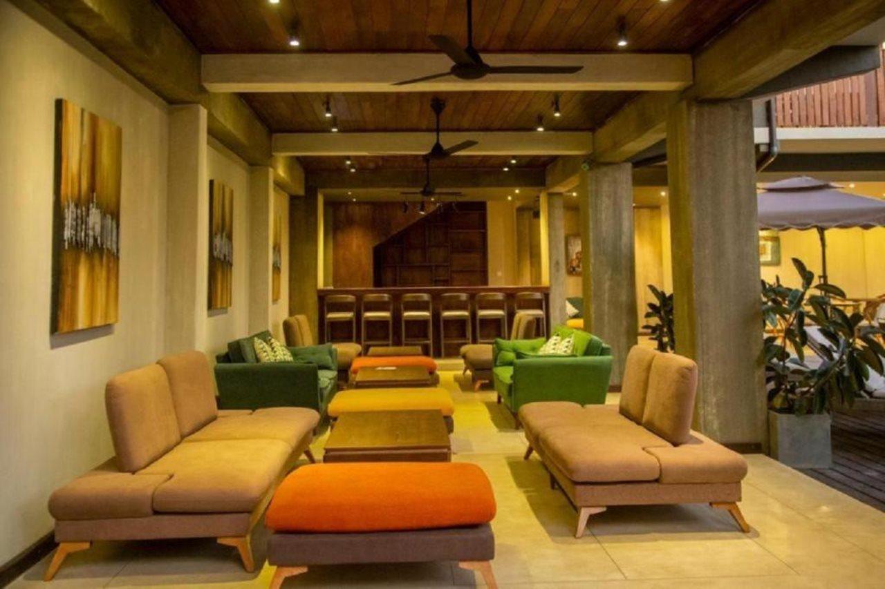 Seahorse Beach Resort 卡尔皮蒂耶 外观 照片