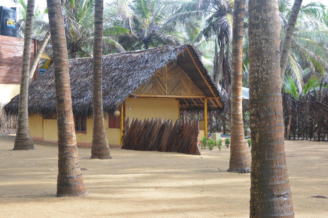 Seahorse Beach Resort 卡尔皮蒂耶 外观 照片
