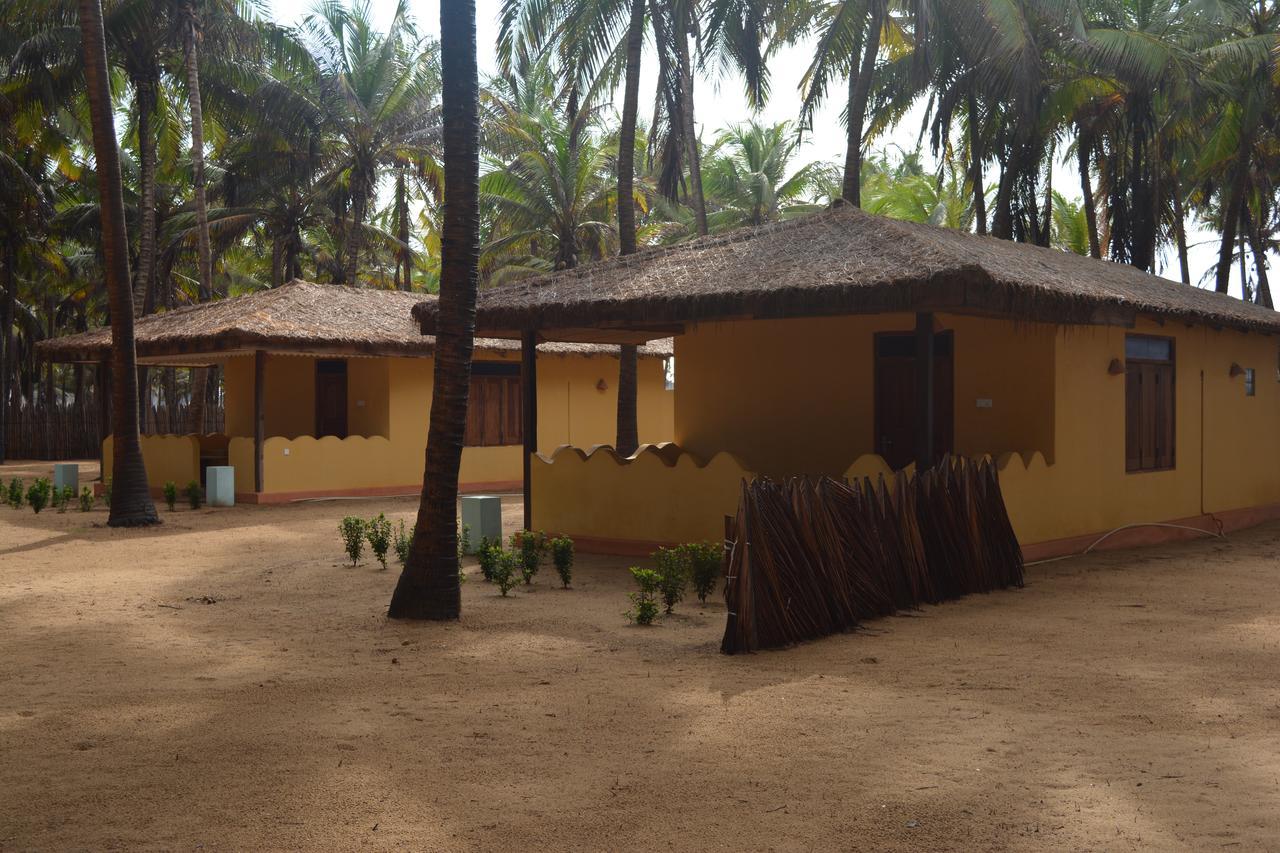 Seahorse Beach Resort 卡尔皮蒂耶 外观 照片
