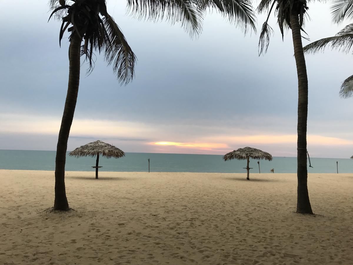 Seahorse Beach Resort 卡尔皮蒂耶 外观 照片